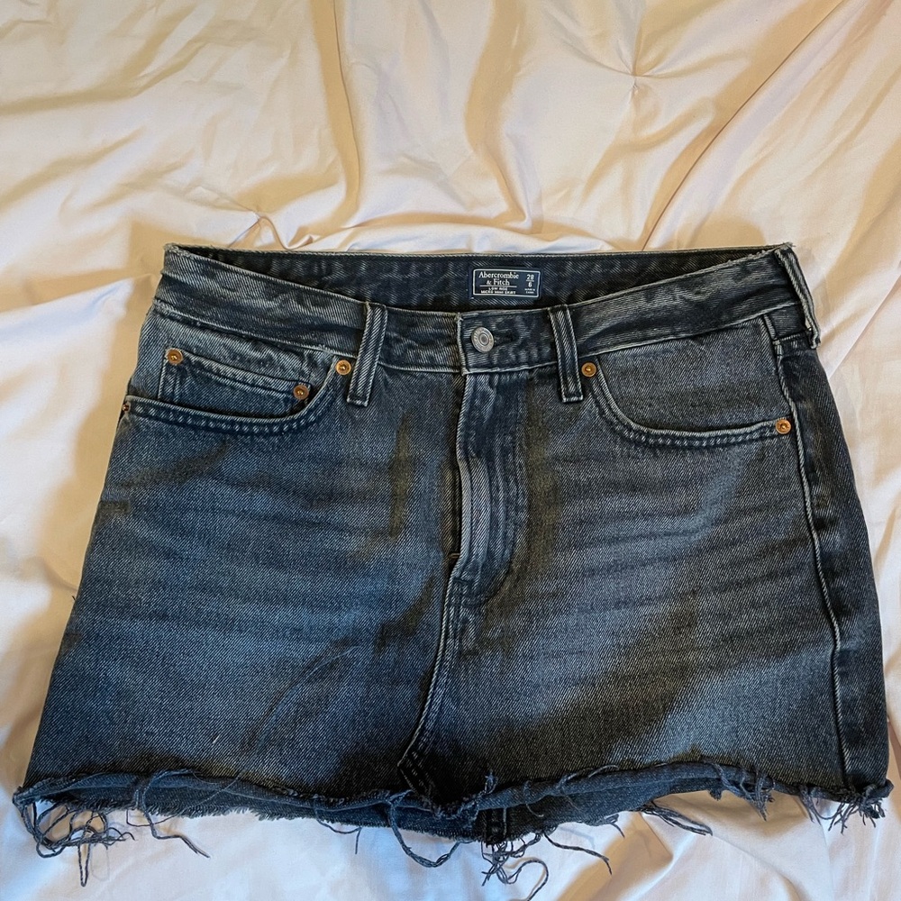 Abercrombie & Fitch Black Low Rise Mini Skirt Casual